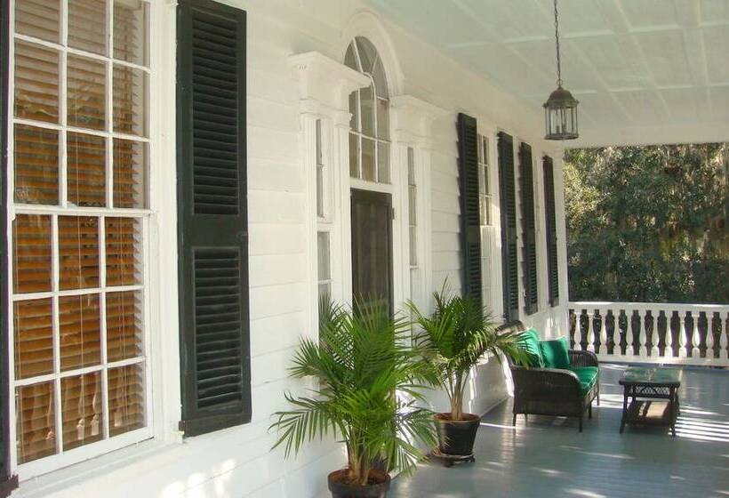 فندق Rhett House