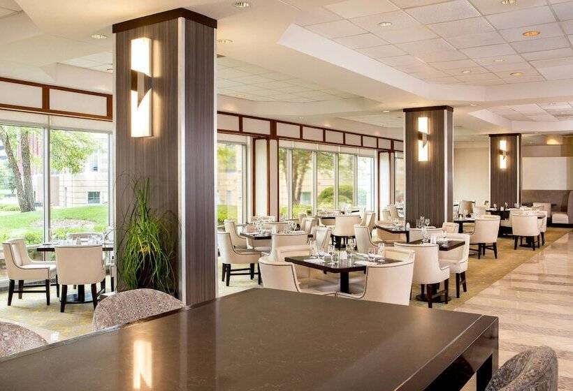酒店 Sheraton Suites Chicago Elk Grove