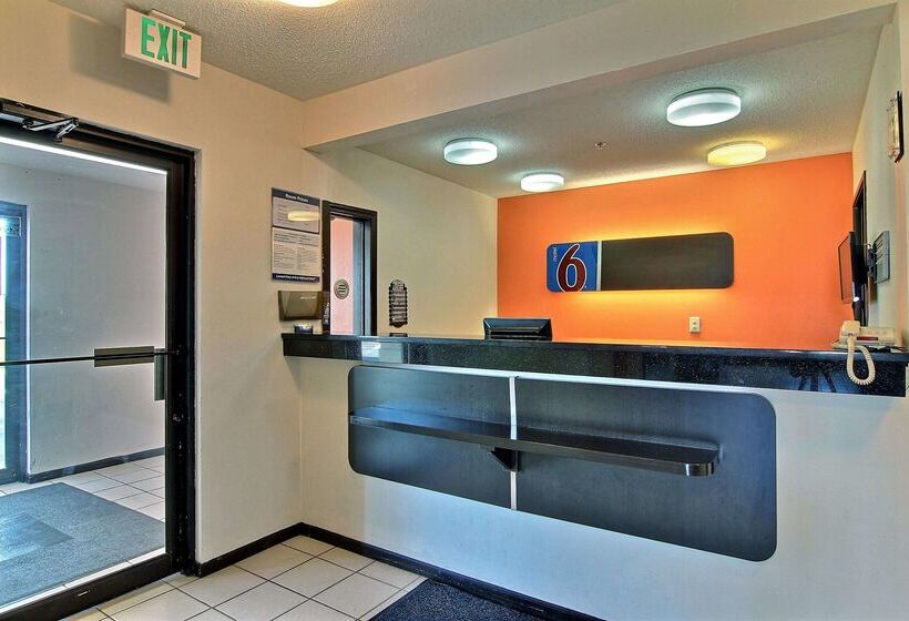 Motel 6gilman, Il