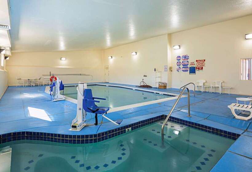 مُتل Rodeway Inn