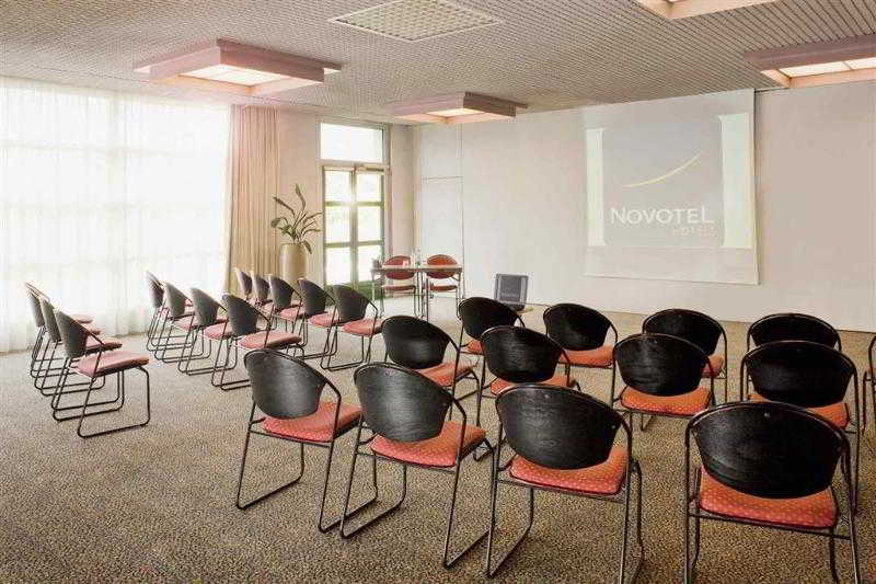 Novotel Saintquentin En Yvelines