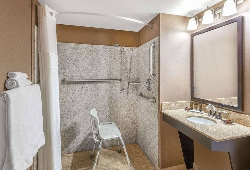 استراحتگاه Wingate By Wyndham St. George