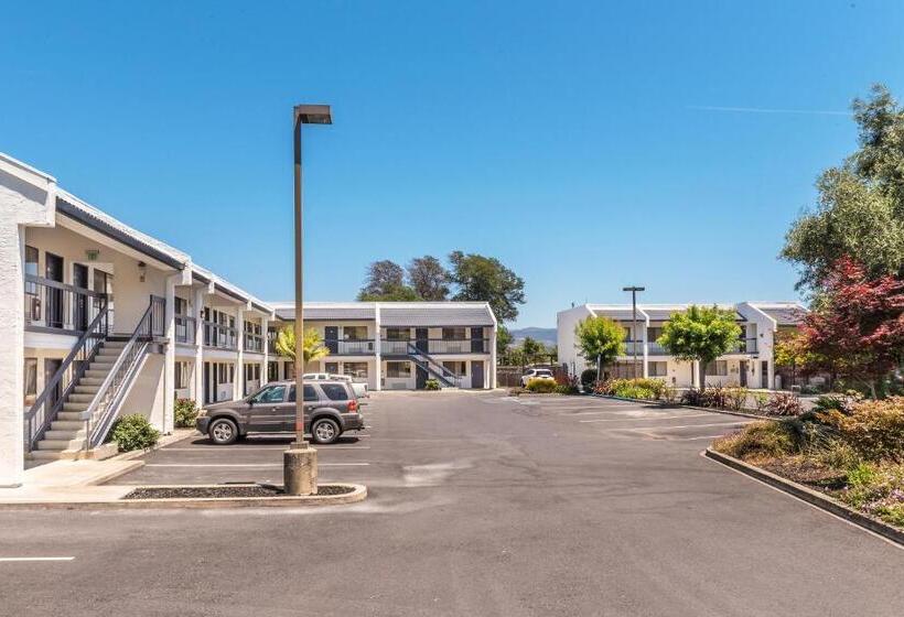 Goodspring Motel