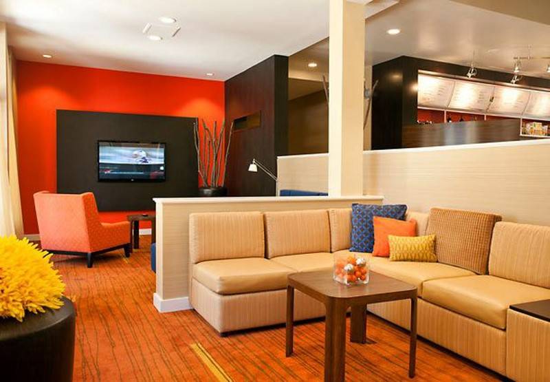 Hotel Courtyard By Marriott Palm Springs