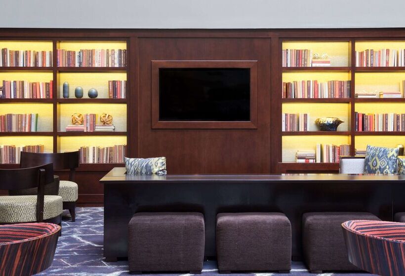 فندق Embassy Suites By Hilton Philadelphia Airport