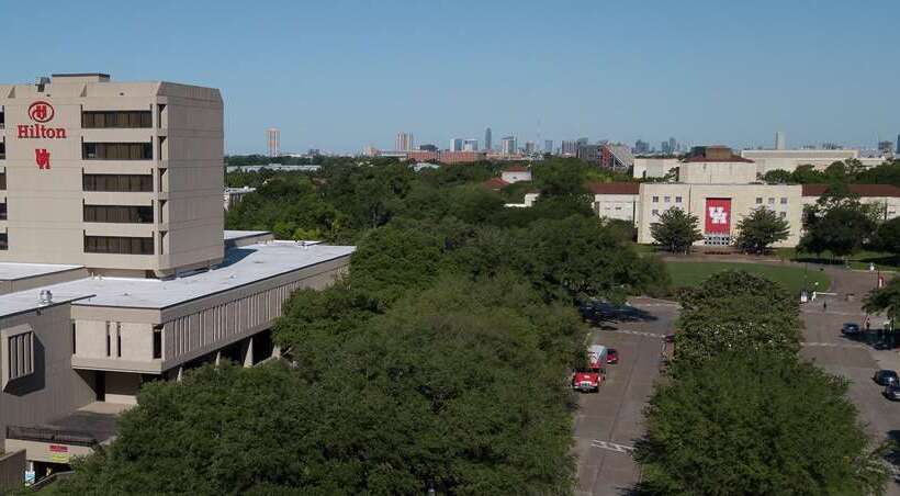 هتل Hilton University Of Houston
