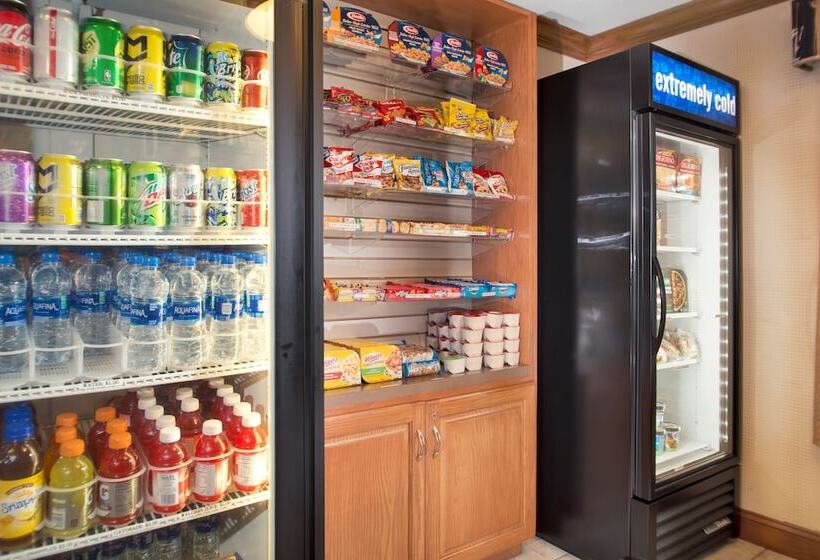 فندق Four Points By Sheraton Fayetteville Fort Liberty