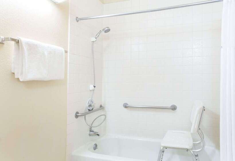 ホテル Knights Inn Madera