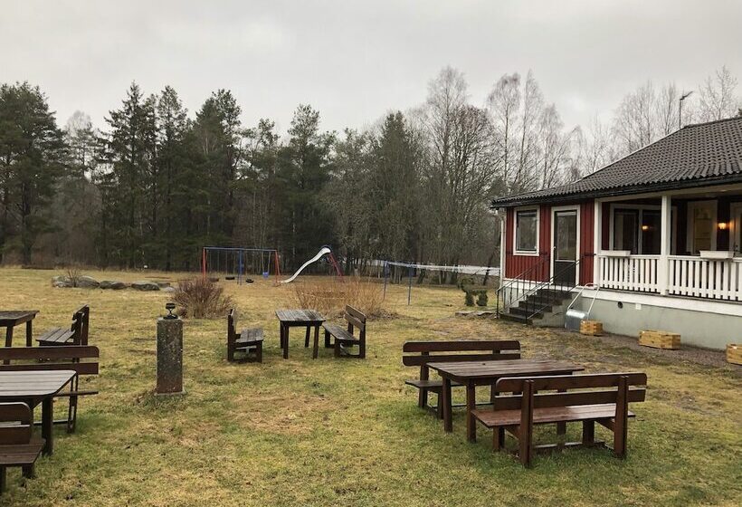 Отель Kronobergshed Vandrarhem Och Kursgård