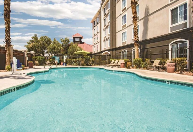 هتل La Quinta By Wyndham Las Vegas Summerlin Tech