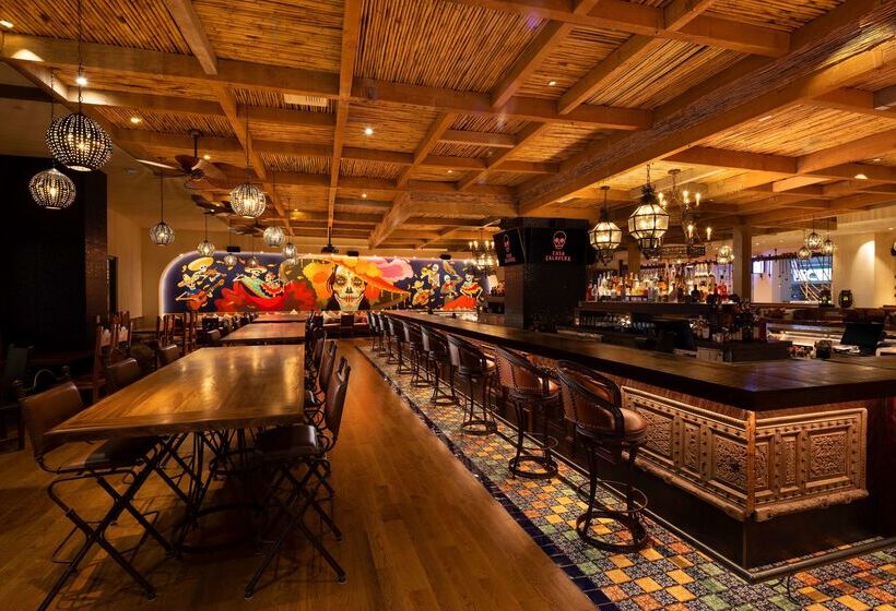 Virgin Hotels Las Vegas By Suiteness