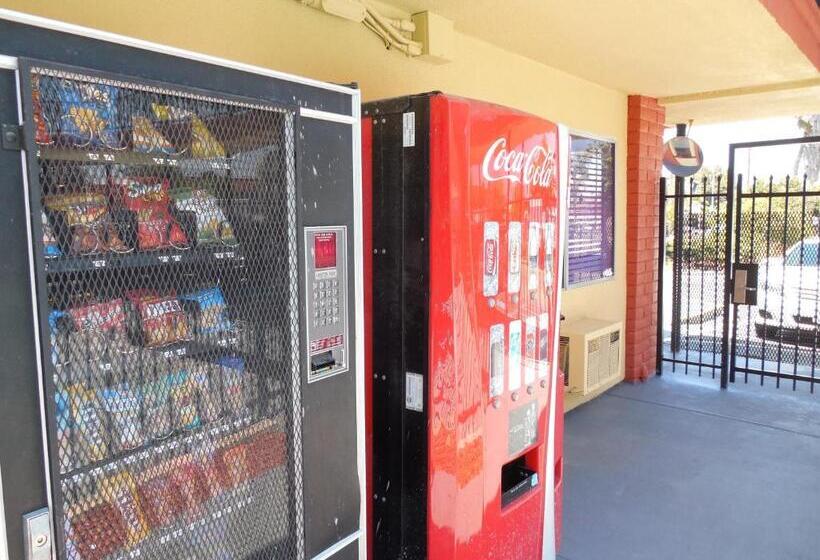 מוטל Howard Johnson Suites By Wyndham San Diego Chula Vista Bayfront