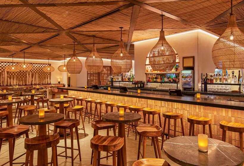 Virgin Hotels Las Vegas By Suiteness