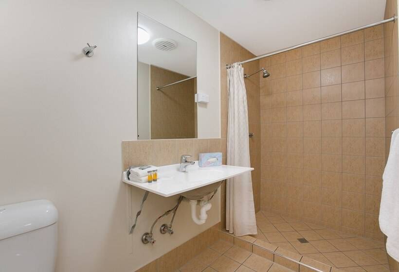 Cairns City Sheridan Motel