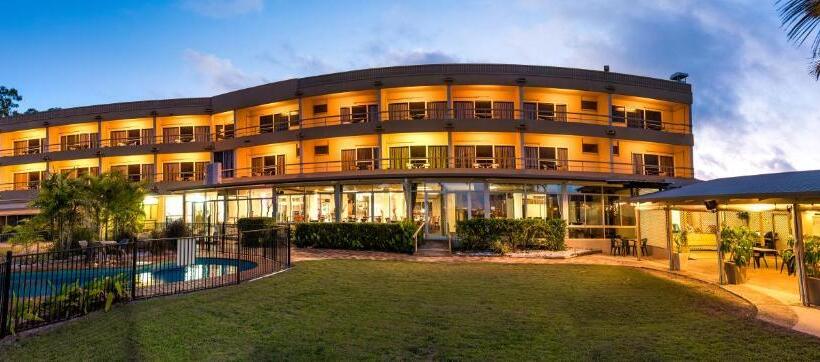 Camelot Motel