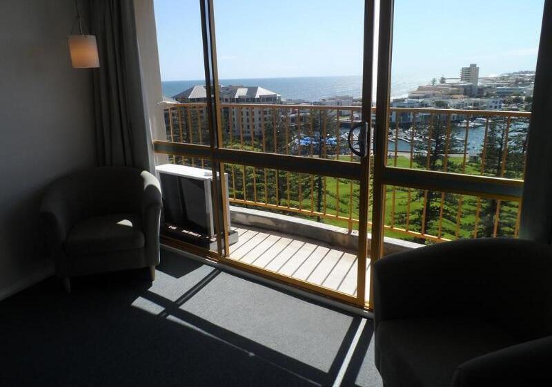 هتل Atlantic Tower Motor Inn