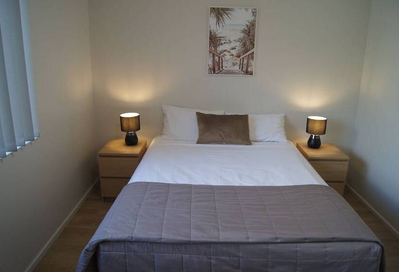 בית מלון כפרי Beachside Motor Inn
