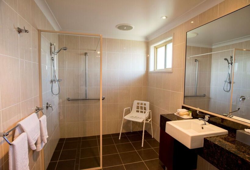 فندق Best Western Plus All Settlers Motor Inn