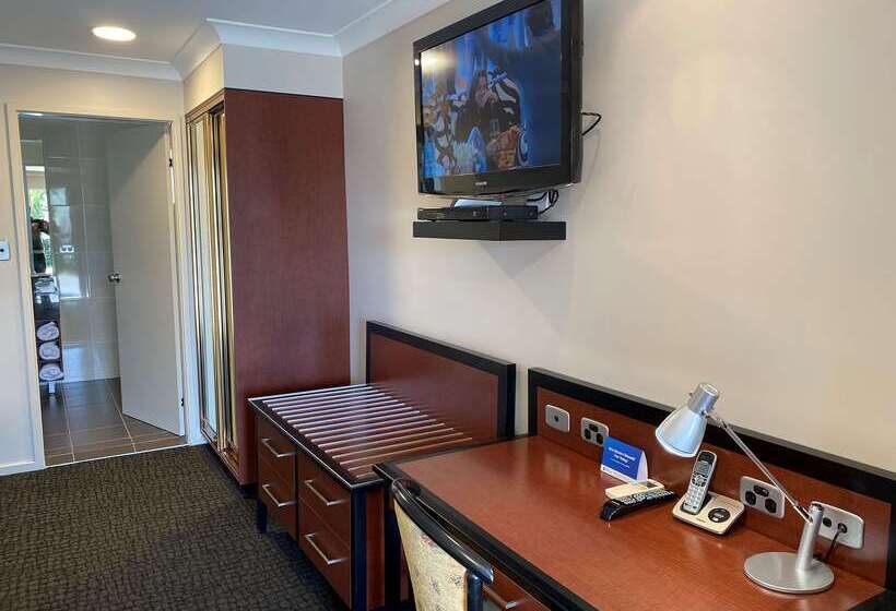 فندق Best Western Plus All Settlers Motor Inn