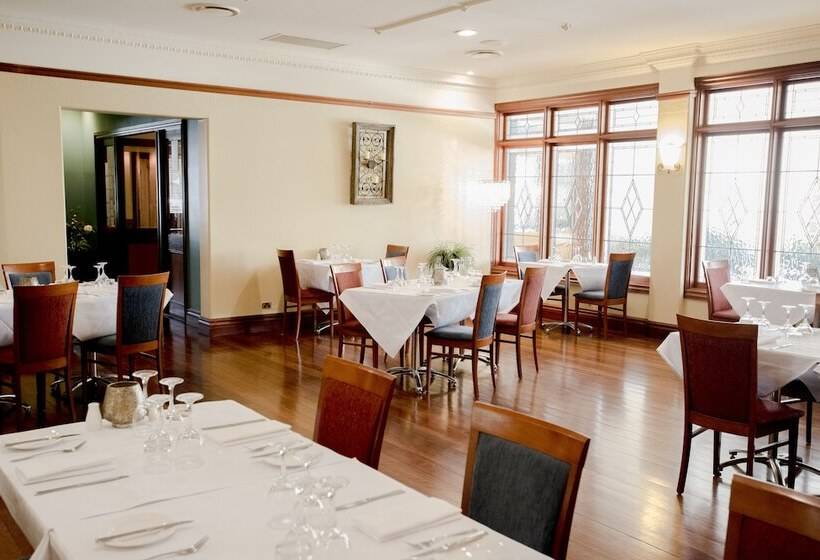 فندق Best Western Plus All Settlers Motor Inn