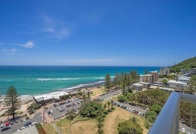 هتل Burleigh Beach Tower