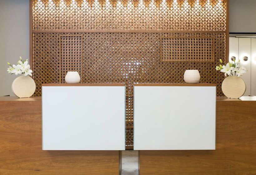 هتل NH Collection Buenos Aires Crillon