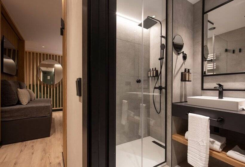هتل Piolets Soldeu Centre by Nexta