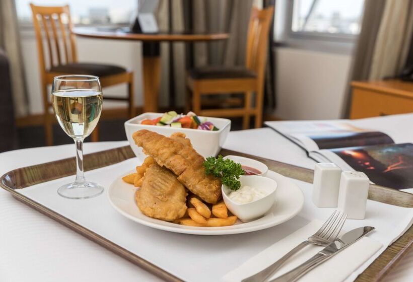 هتل Rydges Darwin Central