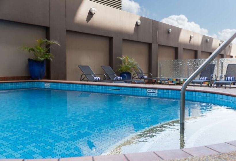 هتل Rydges Darwin Central