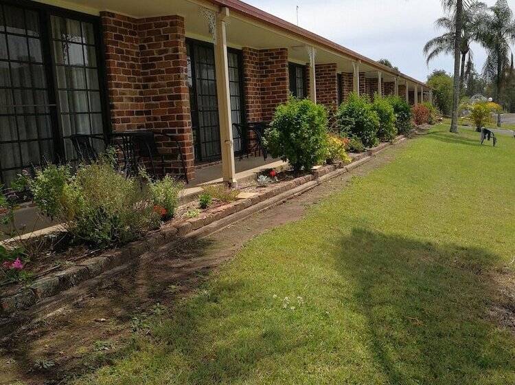 Lakeside Lodge Motel