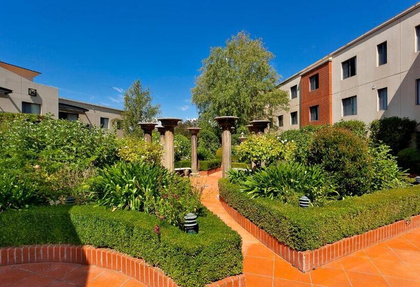 Astra Apartments   The Griffin