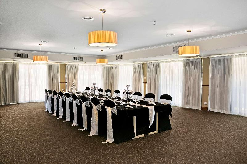 فندق Best Western Sanctuary Inn