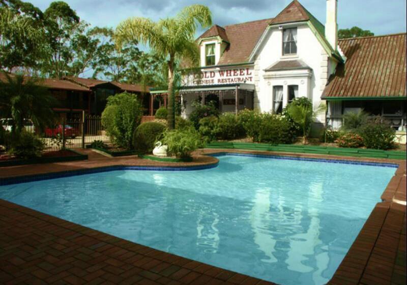Maclin Lodge Motel