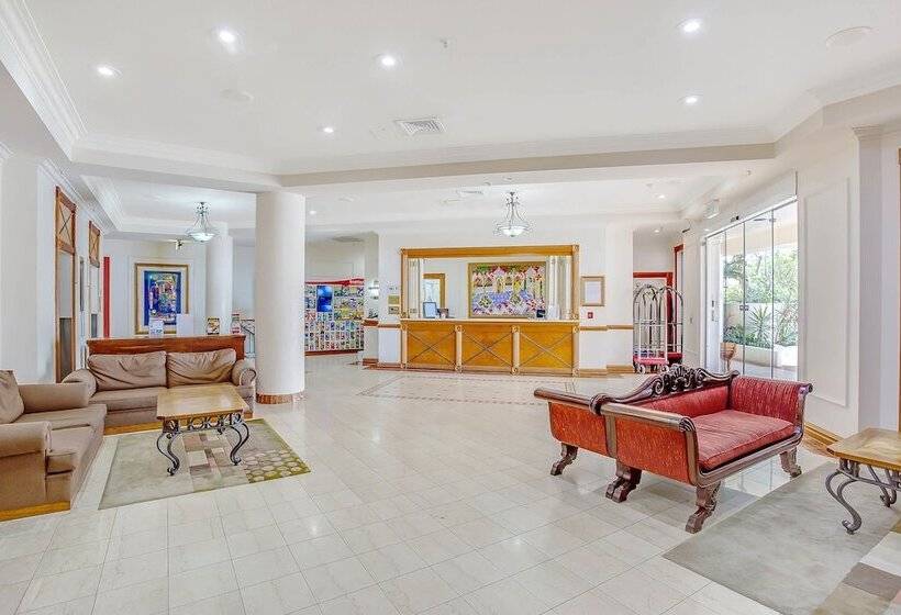 אתר נופש Breakfree Moroccan