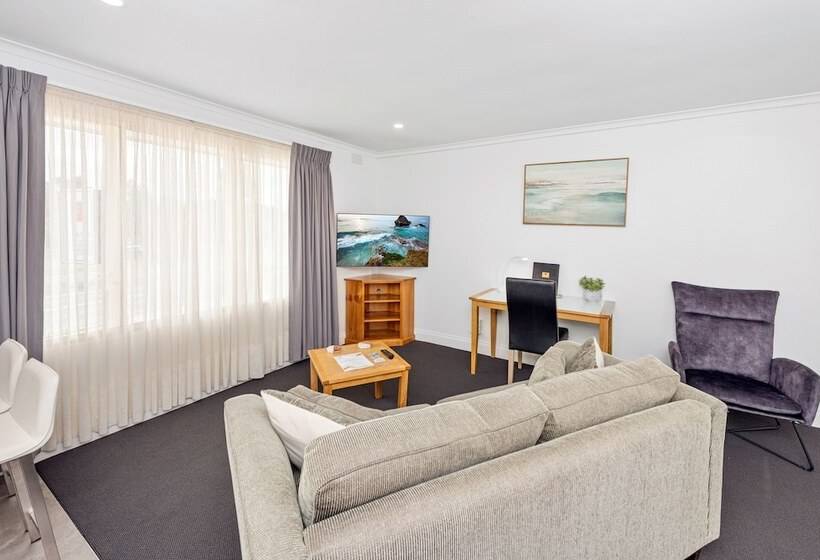 מוטל Fawkner Executive Suites & Serviced Apartments