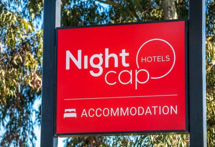 Nightcap At Ferntree Gully Hotel Motel