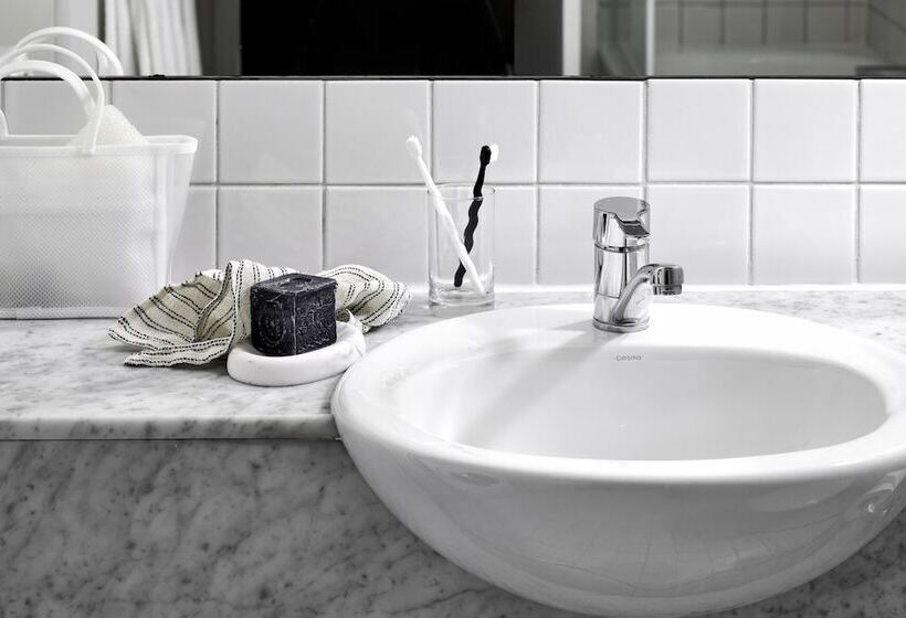 Punthill Apartment Hotel   Manhattan