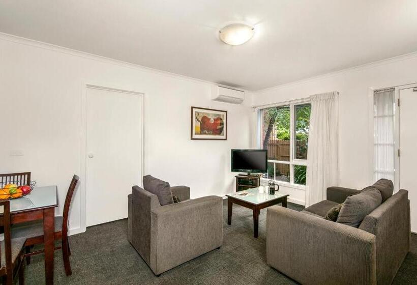 Comfort Apartments Royal Gardens