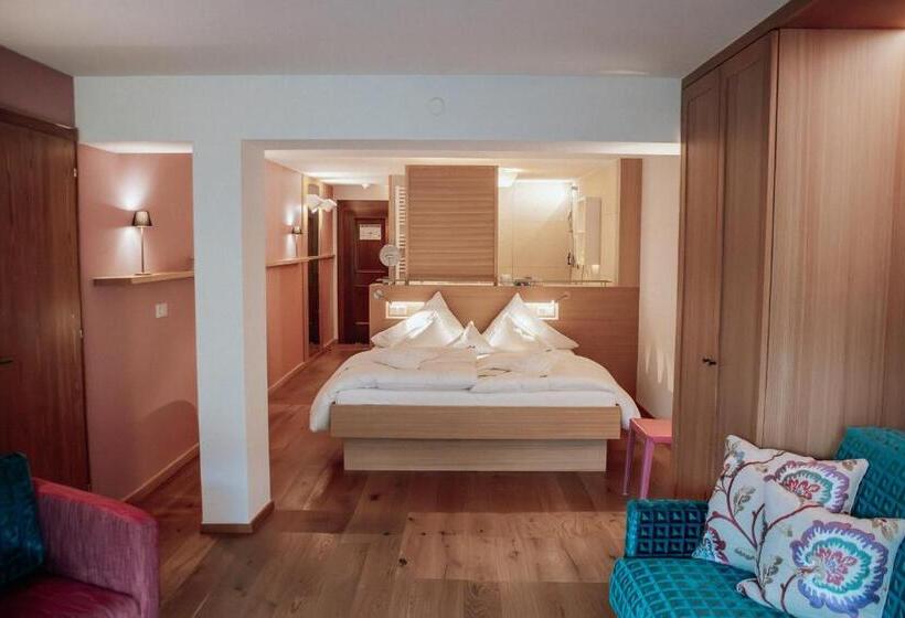 هتل Goldener Berg