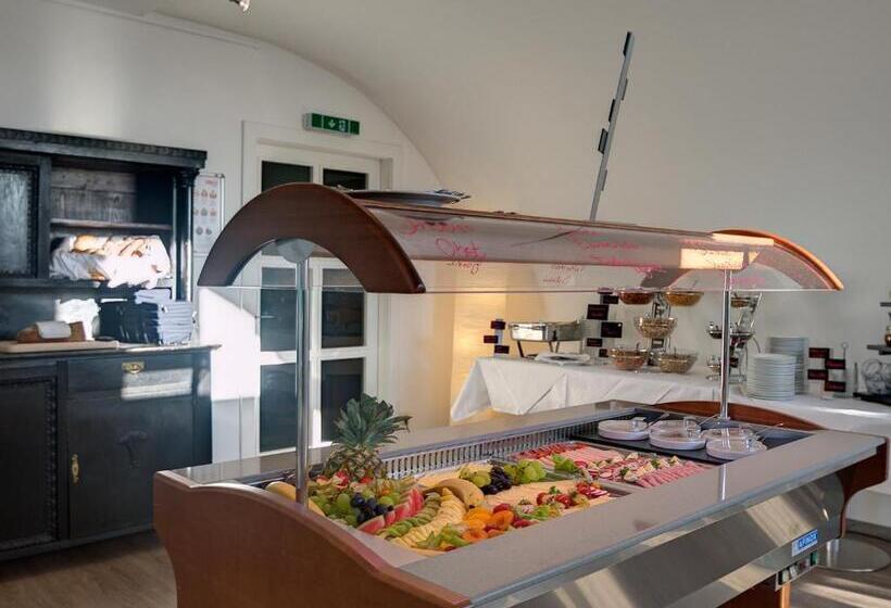 Skycity Hotel Atrigon