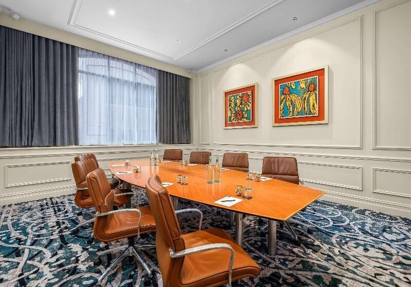 هتل The Playford Adelaide  Mgallery