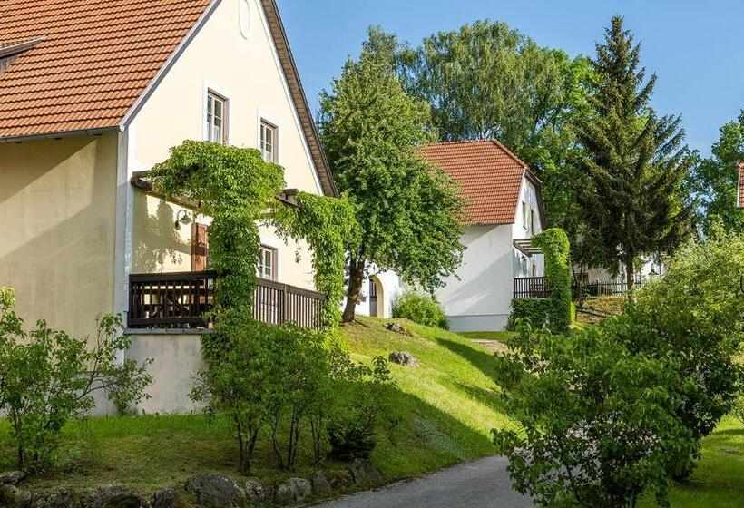 호텔 Theater  Und Feriendorf Königsleitn Gmbh