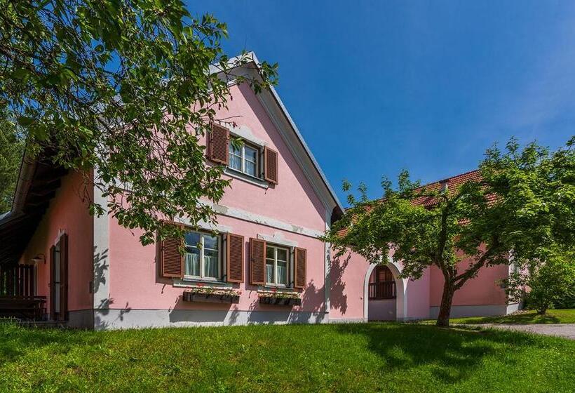 호텔 Theater  Und Feriendorf Königsleitn Gmbh