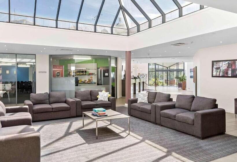 استراحتگاه Ibis Styles Canberra Eaglehawk