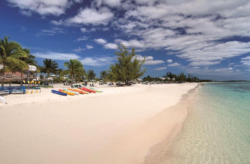 ホテル Viva Fortuna Beach By Wyndham, A Trademark All Inclusive