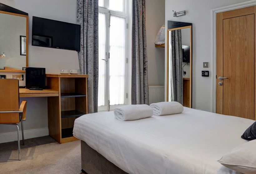 هتل Best Western Buckingham Palace Rd