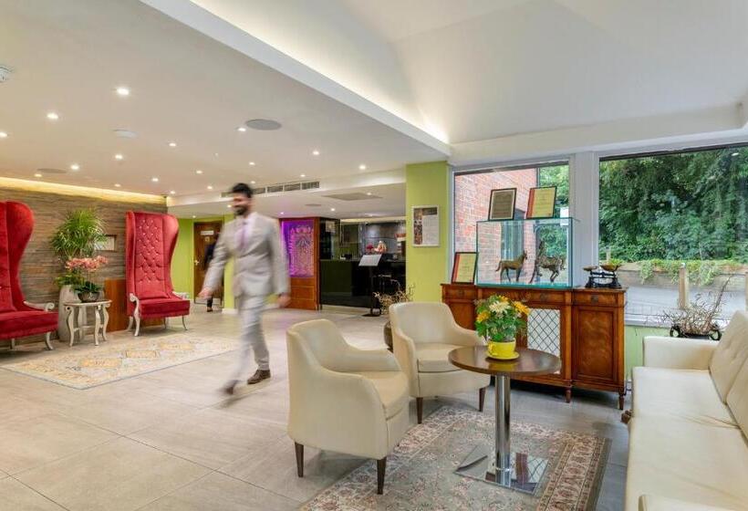 בית מלון כפרי Donnington Manor