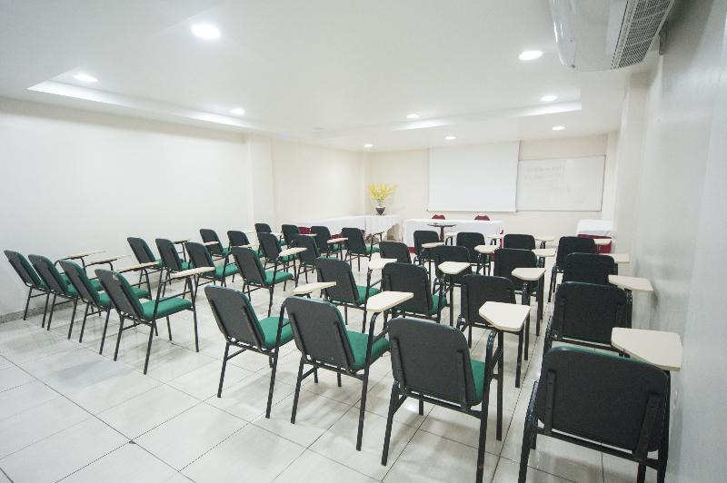 בית מלון כפרי Golden Park Salvador