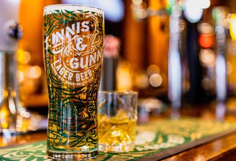 هتل The Balavoulin Pub With Rooms