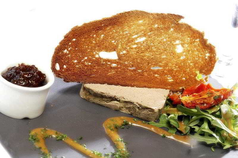 The Three Swans Hotel, Market Harborough, Leicestershire